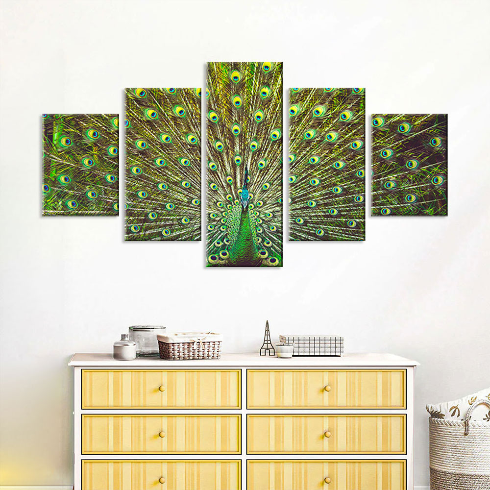 Beautiful Green Peacock Feather Canvas Wall Art